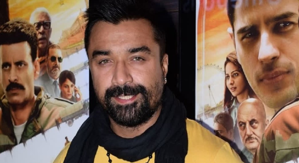 5.6 मिलियन फॉलोअर्स वाले एक्टर एजाज का बन रहा मजाक,  महाराष्ट्र चुनाव में NOTA से भी कम वोट मिले ।