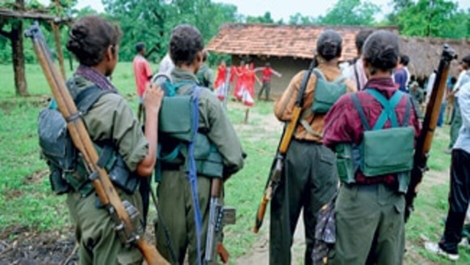 छत्तीसगढ़ में सरेंडर करने वाले नक्सलियों को मिलेगी 10 हजार की सैलरी